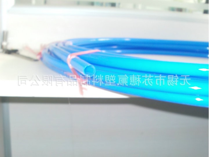 工业用氟塑料套管的技术特性与应用解析